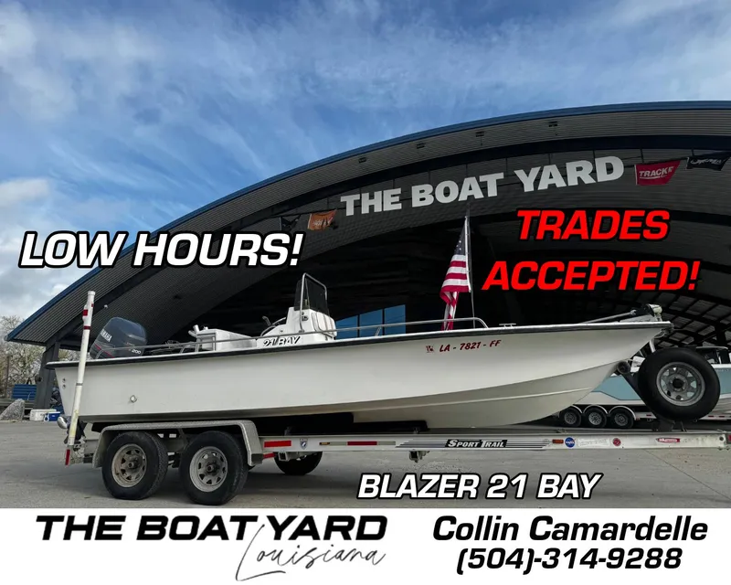 The Image of Blazer 21 Bay 2002 - 1