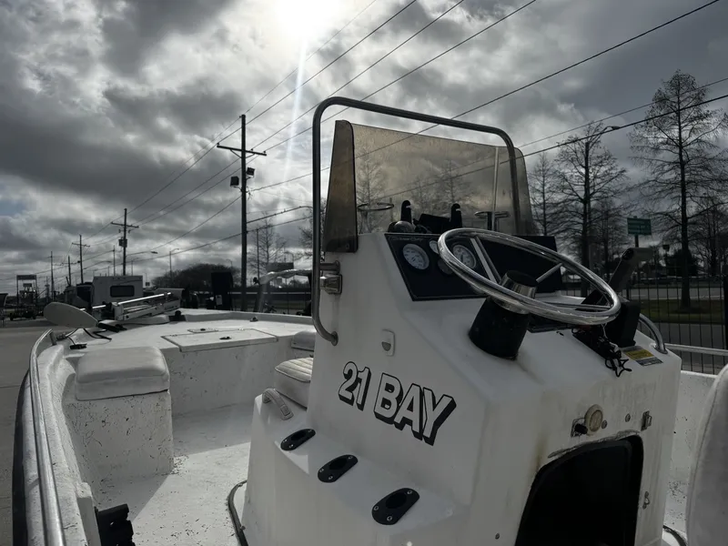 Slide: The Image of Blazer 21 Bay 2002 - 10