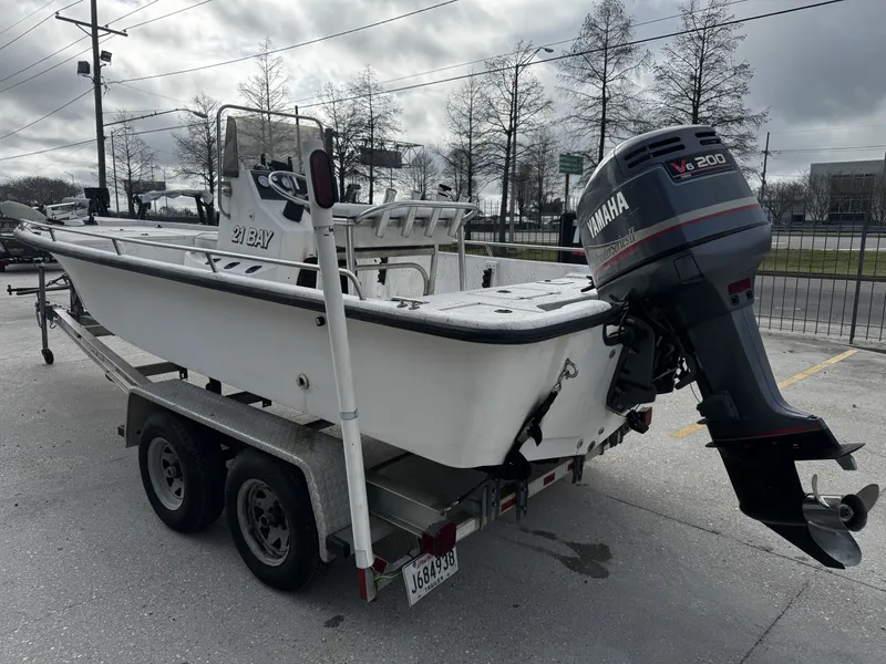 Slide: The Image of Blazer 21 Bay 2002 - 13