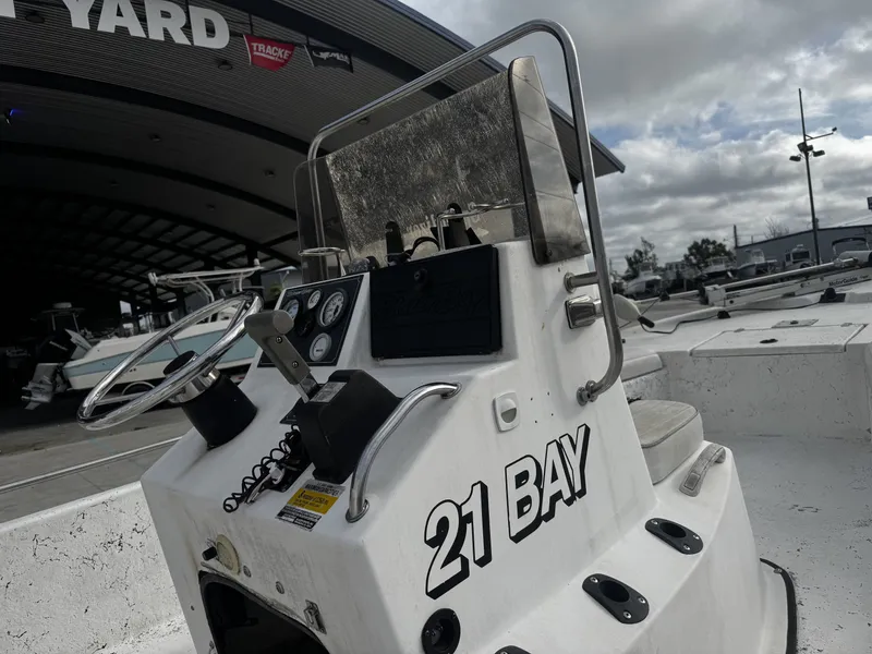 Slide: The Image of Blazer 21 Bay 2002 - 16