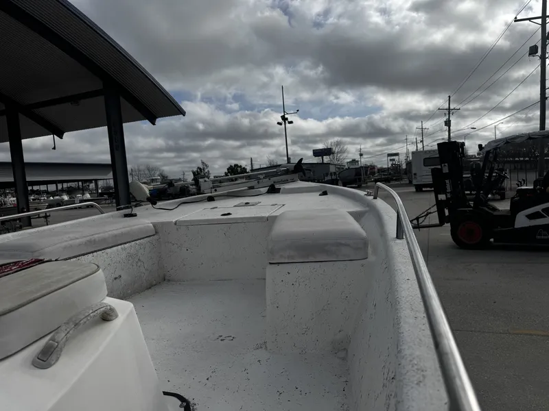 Slide: The Image of Blazer 21 Bay 2002 - 17