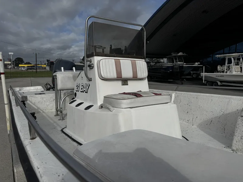 Slide: The Image of Blazer 21 Bay 2002 - 7