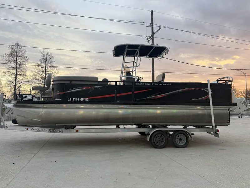 Slide: The Image of Apex Marine 8524 Pro Fish N Cruise 2022 - 9