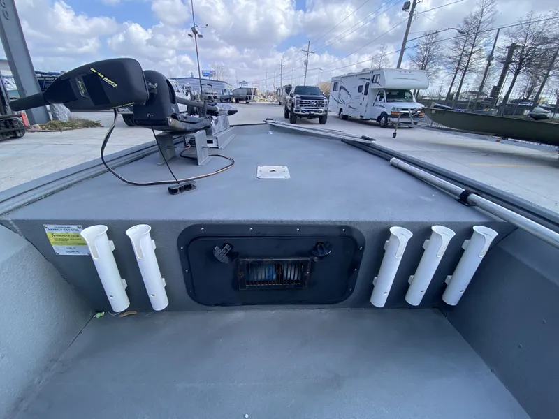 Slide: The Image of War Eagle 17' Side Console 1996 - 16