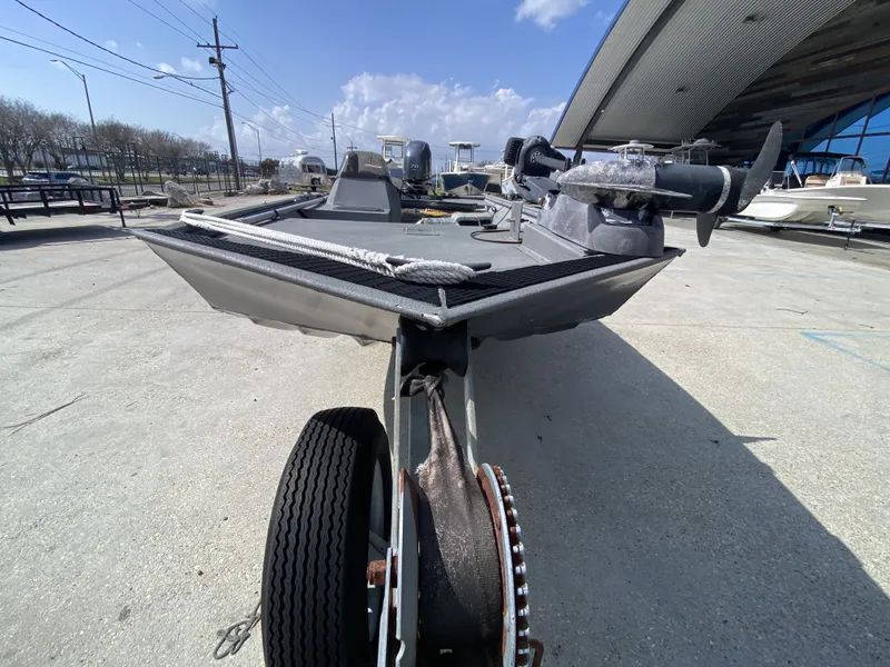 Slide: The Image of War Eagle 17' Side Console 1996 - 4