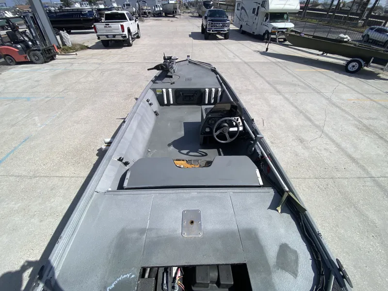 Slide: The Image of War Eagle 17' Side Console 1996 - 5