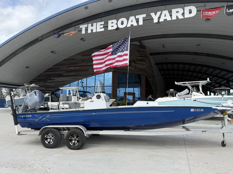 The Image of Xpress H24B Bay 2021 - 1