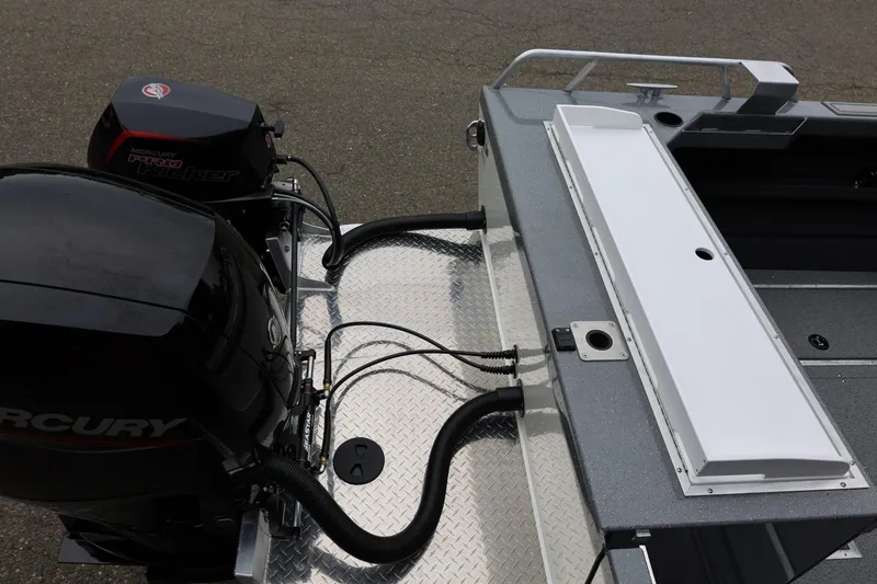 Slide: The Image of 2026 Thunder Jet 200 Luxor boat with dual Mercury Pro Kicker engines. - 16