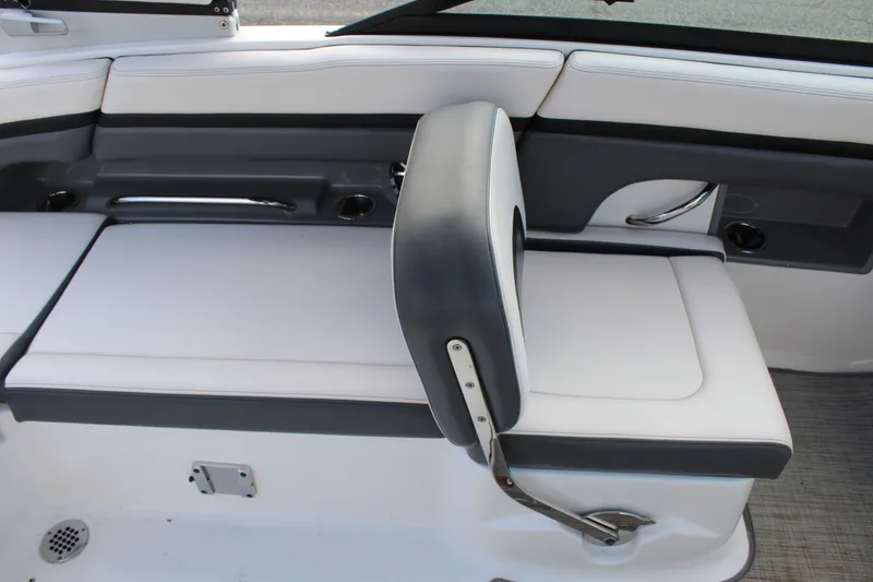 Slide: The Image of Chaparral VRX223 Vortex 2018 - 11