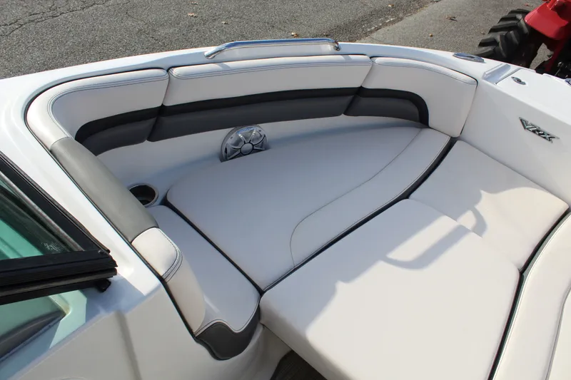 Slide: The Image of Chaparral VRX223 Vortex 2018 - 16