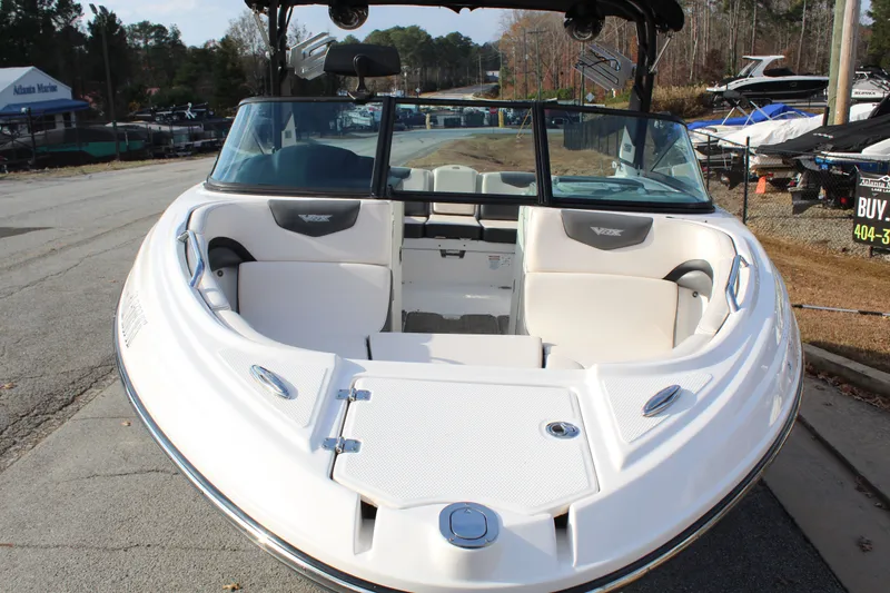 Slide: The Image of Chaparral VRX223 Vortex 2018 - 4