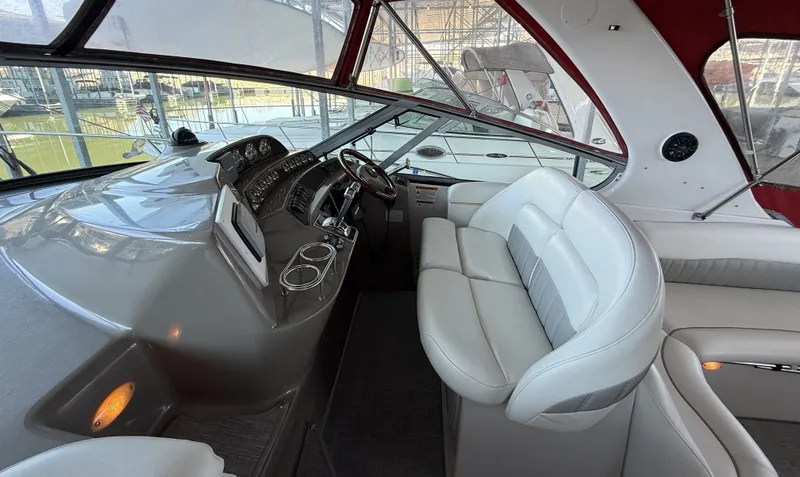 Slide: The Image of Four Winns 378 Vista 2003 - 9