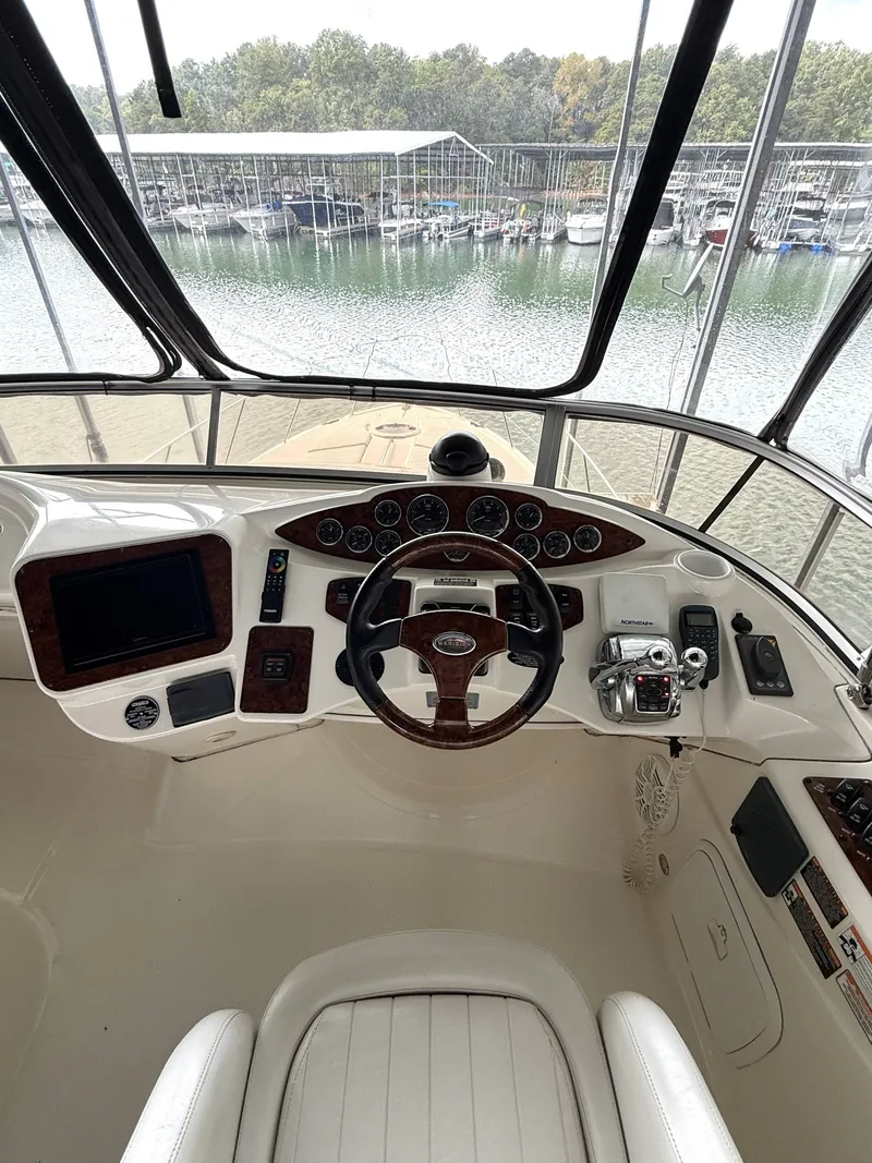 Slide: The Image of Meridian 391 Sedan 2008 - 10