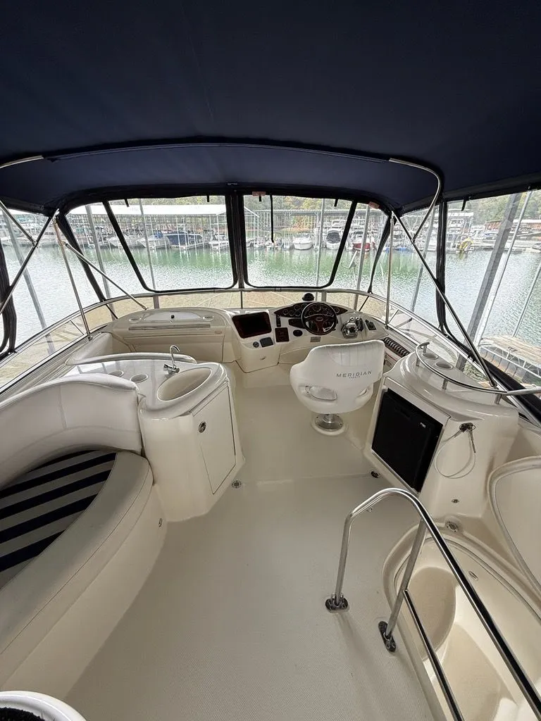 Slide: The Image of Meridian 391 Sedan 2008 - 11