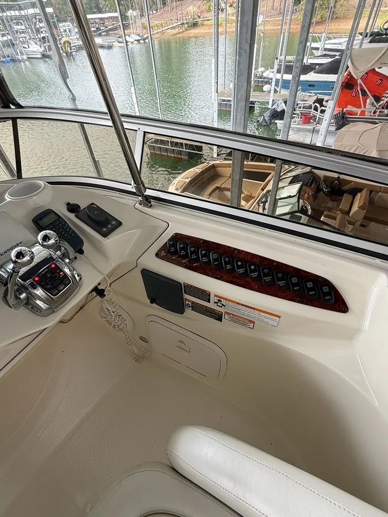 Slide: The Image of Meridian 391 Sedan 2008 - 15