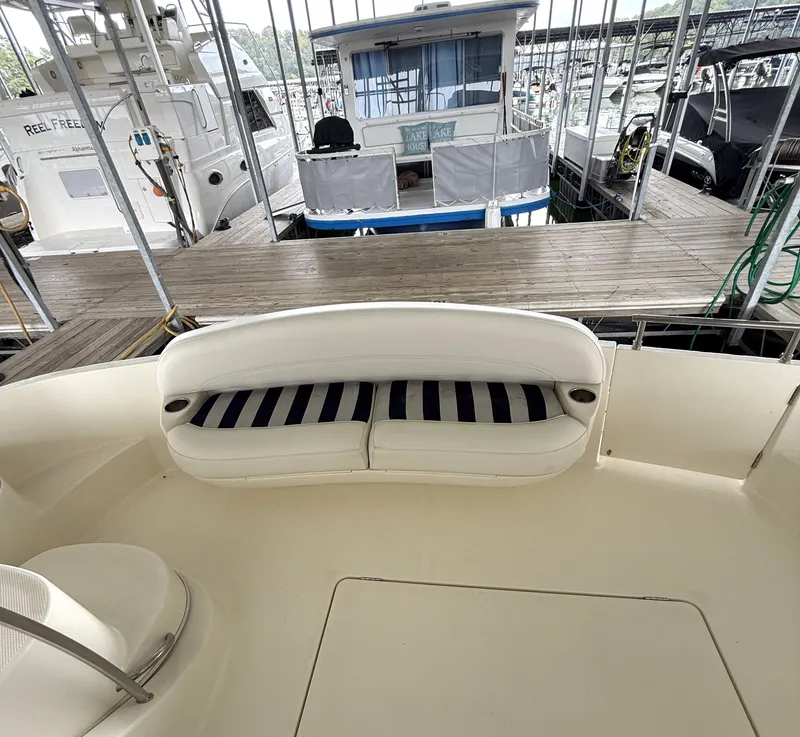 Slide: The Image of Meridian 391 Sedan 2008 - 43