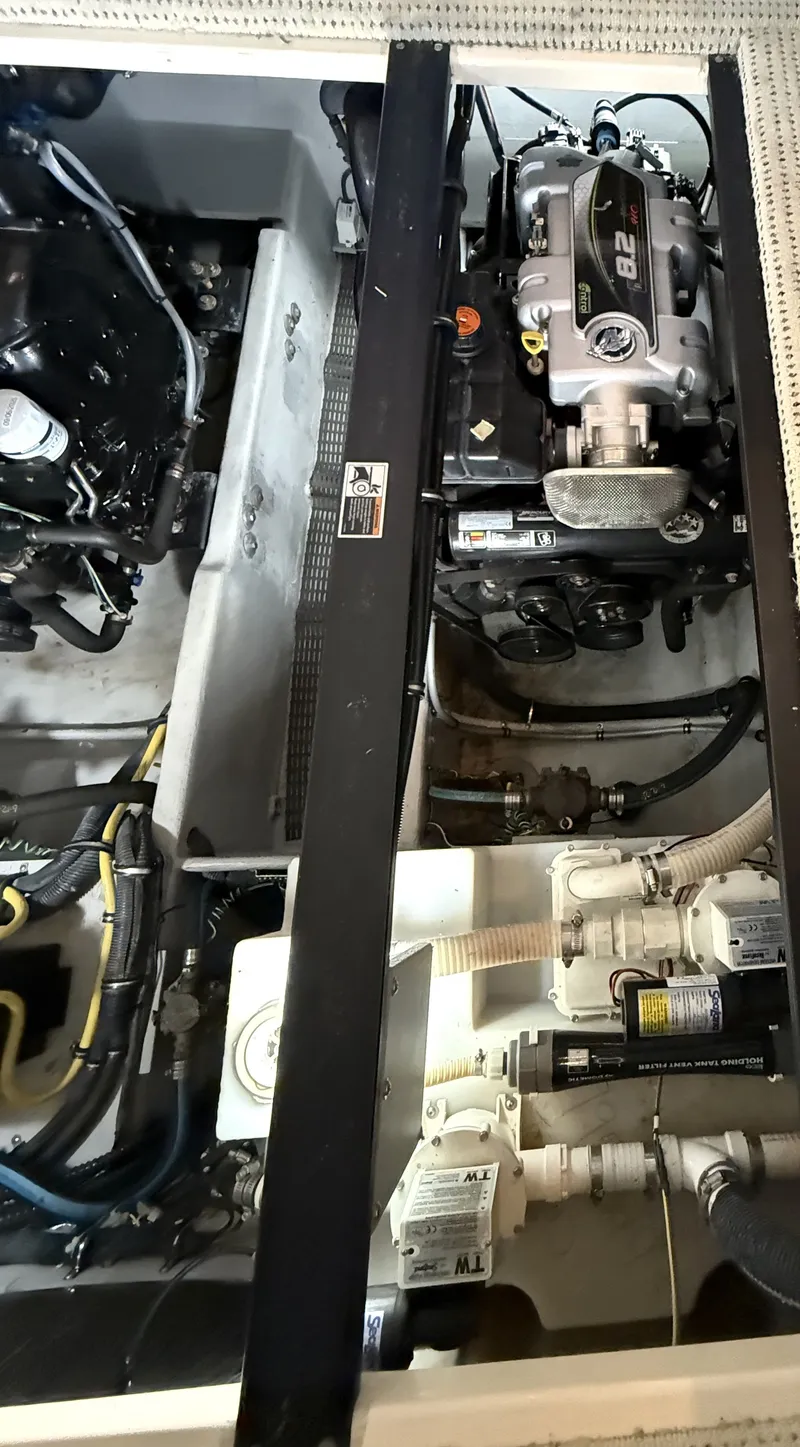 Slide: The Image of Meridian 391 Sedan 2008 - 46