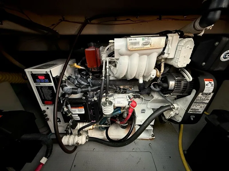 Slide: The Image of Meridian 391 Sedan 2008 - 49