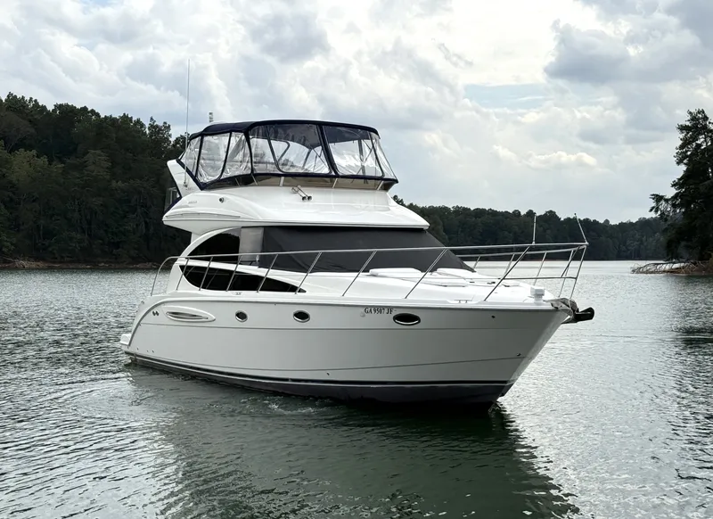 Slide: The Image of Meridian 391 Sedan 2008 - 7