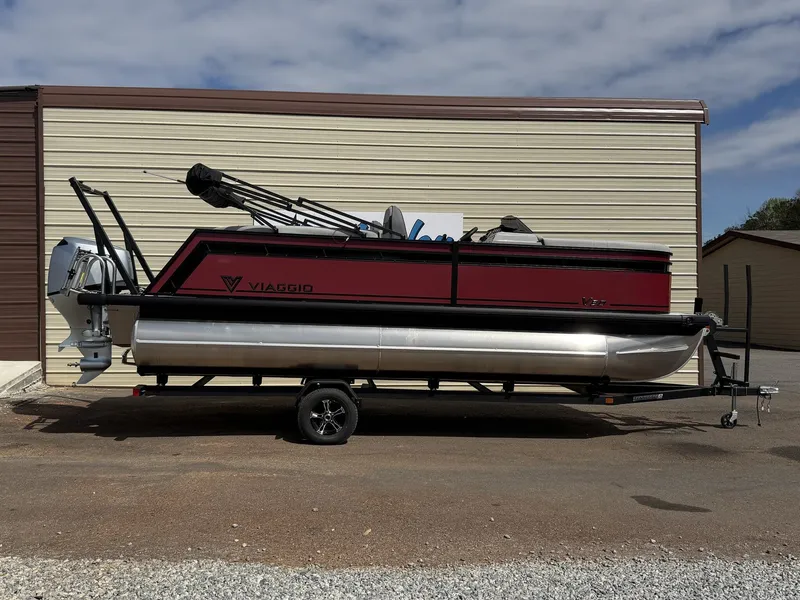 The Image of Viaggio Lago V 20 U-HONDA 140 2026 - 1