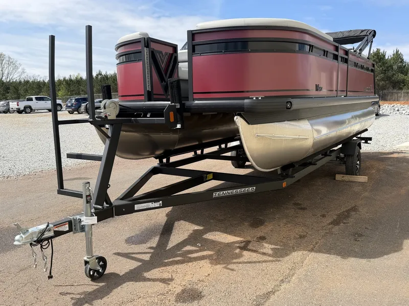 Slide: The Image of Viaggio Lago V 20 U-HONDA 140 2026 - 5