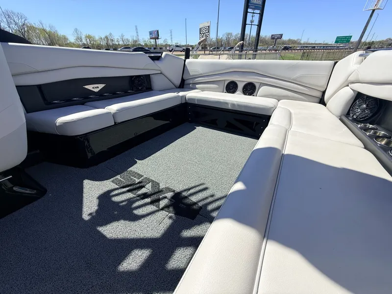 Slide: The Image of Axis A24 2017 - 6