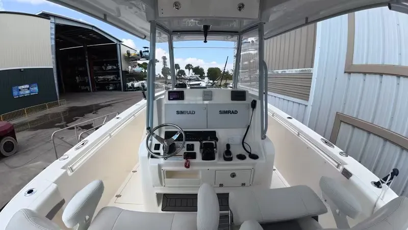 Slide: The Image of Cobia 320CC 2019 - 13