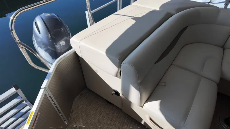 Slide: The Image of Godfrey Sweetwater 2286 2017 - 54