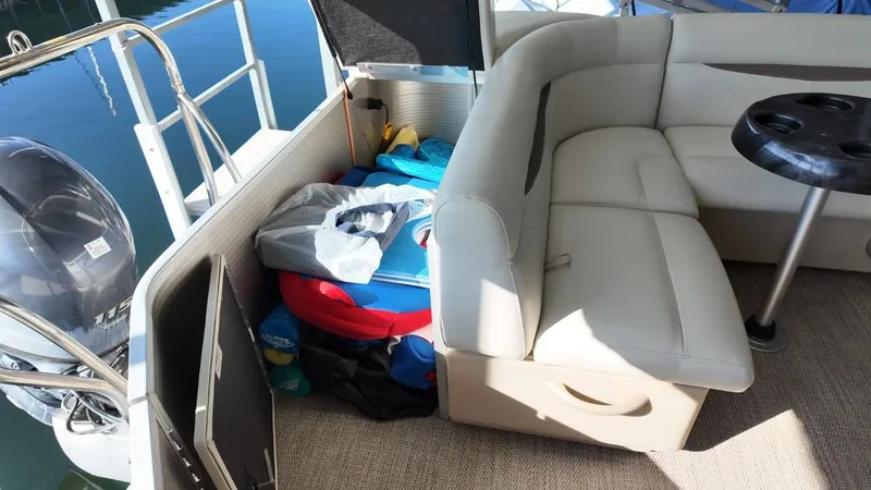 Slide: The Image of Godfrey Sweetwater 2286 2017 - 55