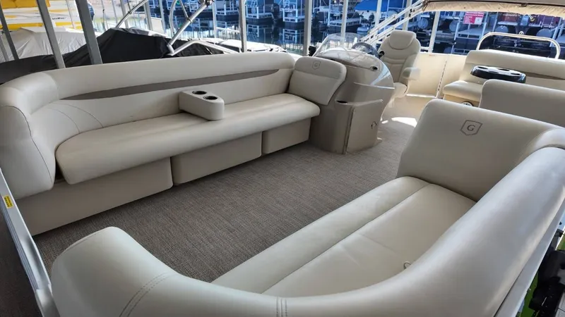 Slide: The Image of Godfrey Sweetwater 2286 2017 - 6