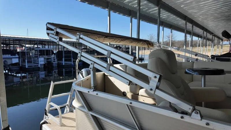 Slide: The Image of Godfrey Sweetwater 2286 2017 - 71