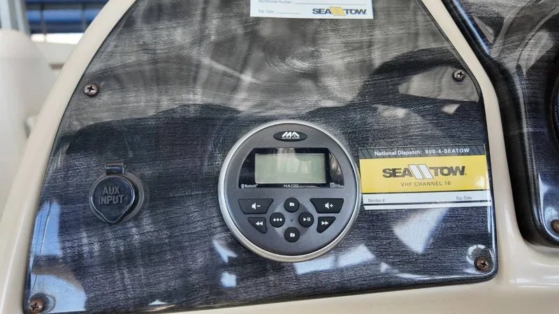 Slide: The Image of Godfrey Sweetwater 2286SB 2017 - 31