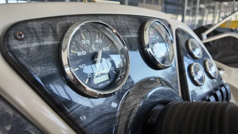 Slide: The Image of Godfrey Sweetwater 2286SB 2017 - 34