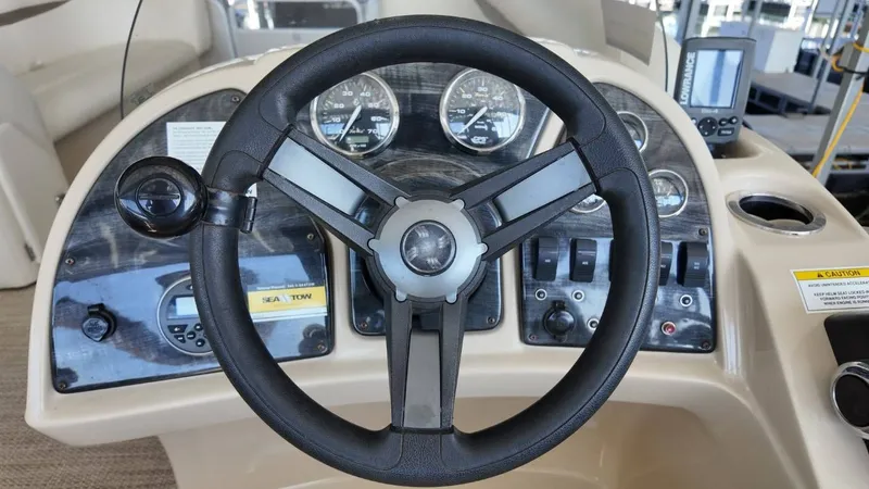 Slide: The Image of Godfrey Sweetwater 2286SB 2017 - 35