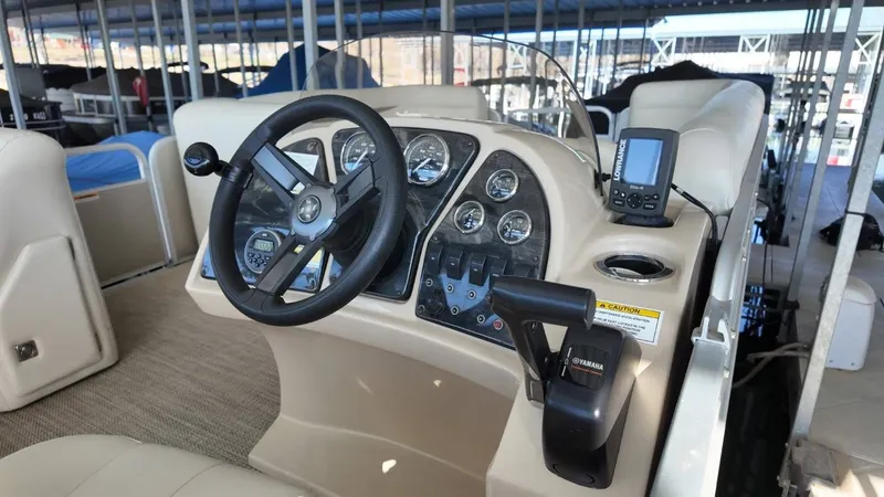 Slide: The Image of Godfrey Sweetwater 2286SB 2017 - 42