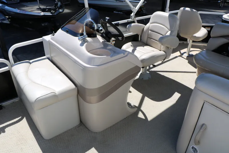 Slide: The Image of Starcraft Stardeck 206 4PT 2012 - 31