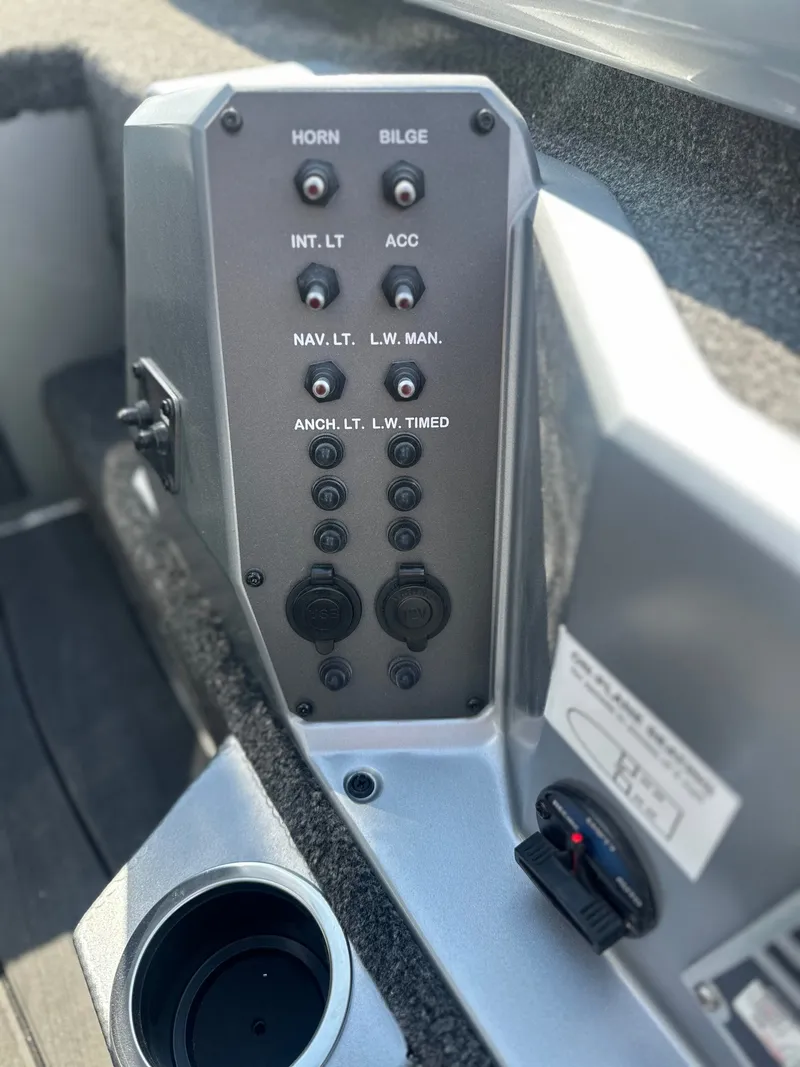 Slide: The Image of Control panel of Vexus AVX 1985s 2026 with switches and sockets. - 17