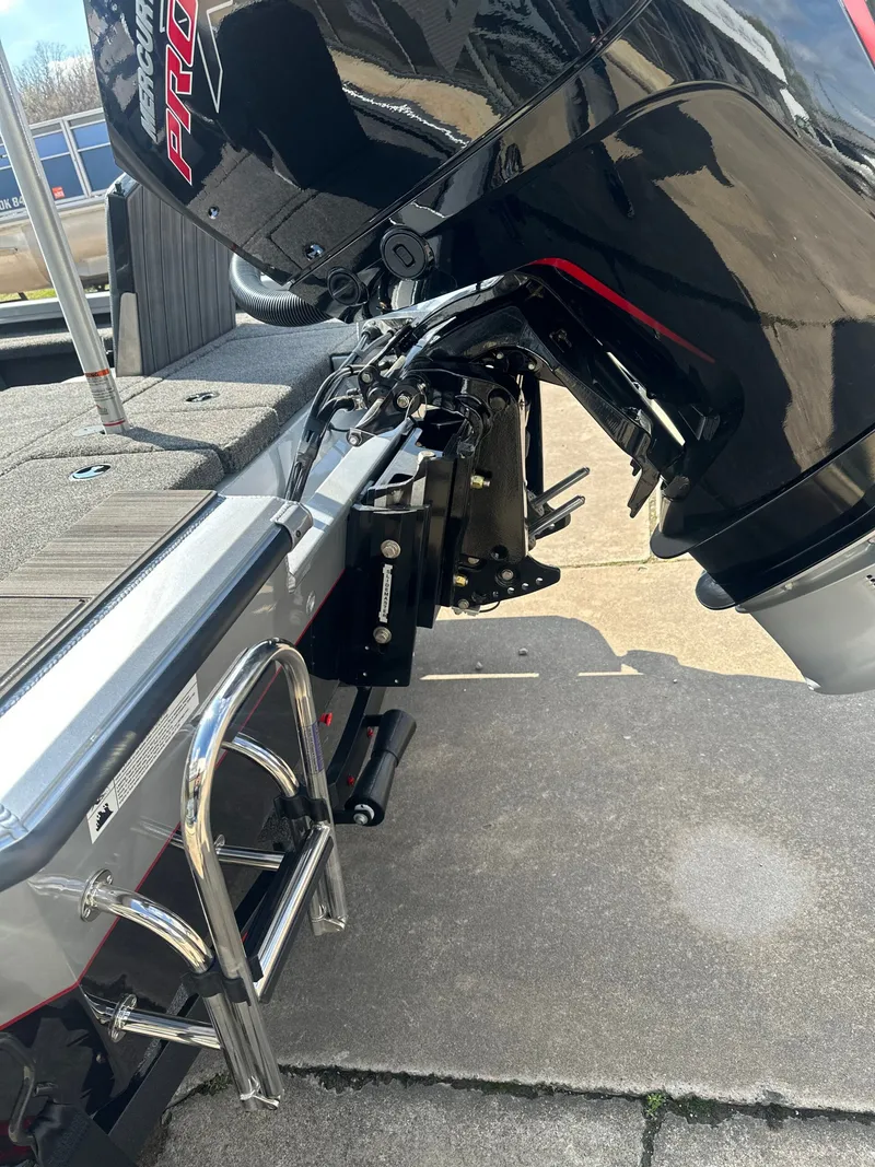 Slide: The Image of Vexus AVX 1985s 2026 with powerful outboard motor. - 20