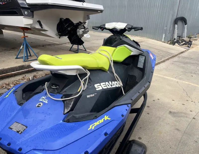 Slide: The Image of Sea-Doo Spark® 3-up Rotax® 900 ACE™ IBR & CONV 2020 - 2