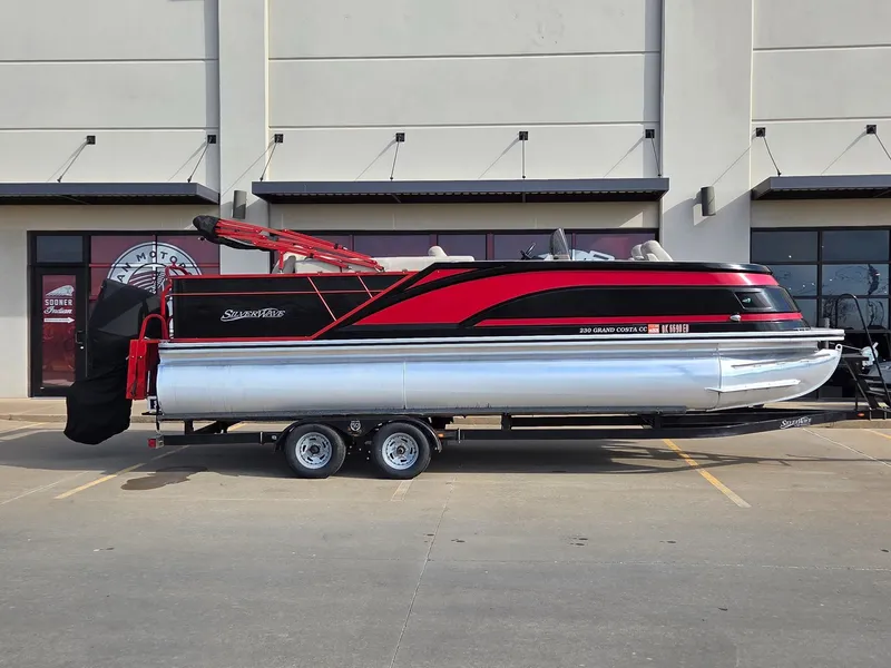 The Image of Silver Wave 230 Grand Costa CC 2018 - 1