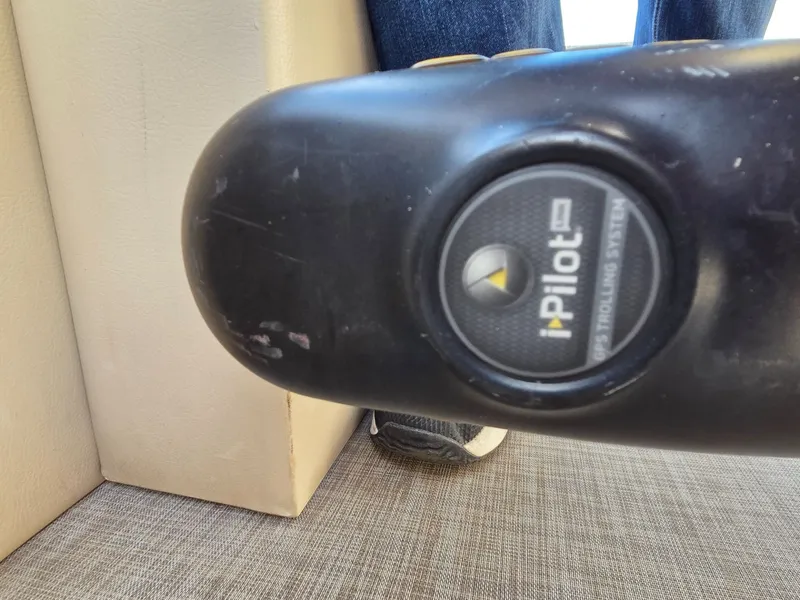 Slide: The Image of Silver Wave 230 Grand Costa CC 2018 - 20