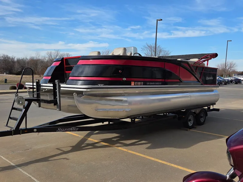 Slide: The Image of Silver Wave 230 Grand Costa CC 2018 - 4