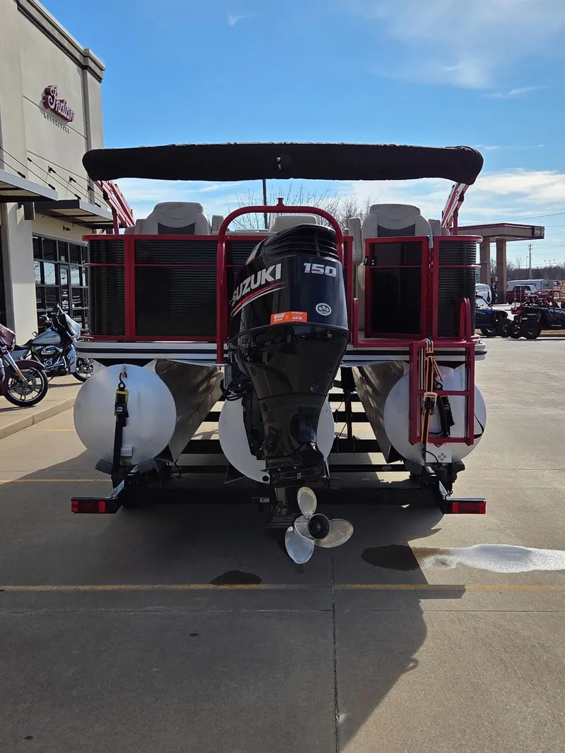 Slide: The Image of Silver Wave 230 Grand Costa CC 2018 - 7