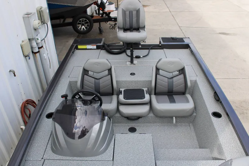 Slide: The Image of G3 SPORTSMAN 1810 2025 - 14