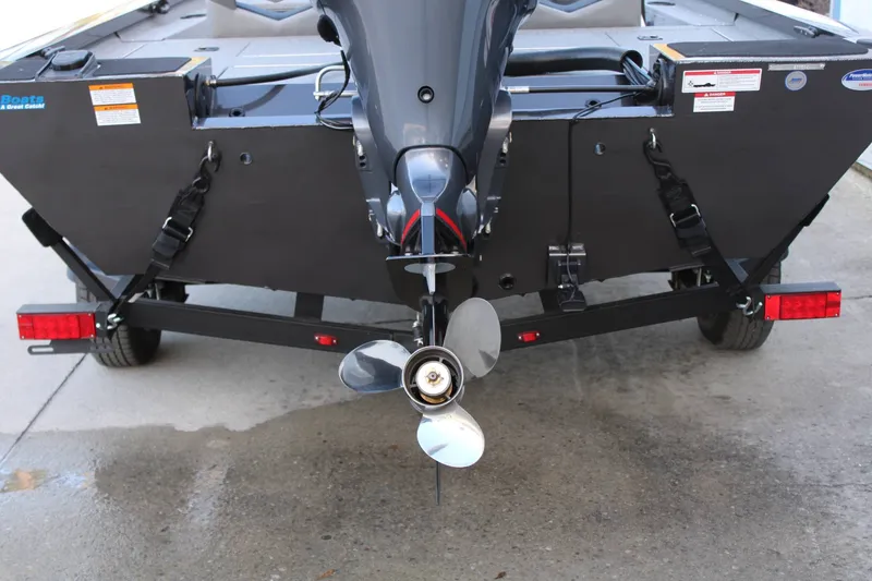 Slide: The Image of G3 SPORTSMAN 1810 2025 - 23