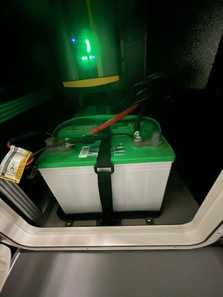 Slide: The Image of Crest Classic LX Fish 2021 - 17