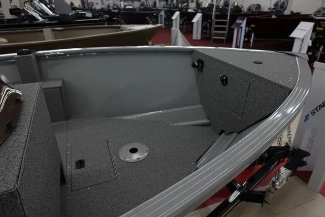 Slide: The Image of Starcraft Freedom 180 SC 2022 - 8