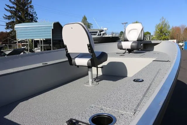 Slide: The Image of Smoker Craft Angler 16 T 2025 - 4