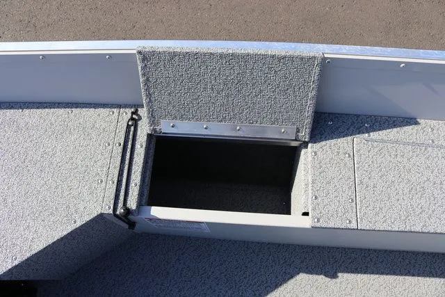 Slide: The Image of Smoker Craft Angler 16 T 2025 - 9