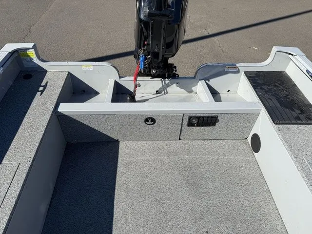 Slide: The Image of Smoker Craft Freedom 180 T 2024 - 10